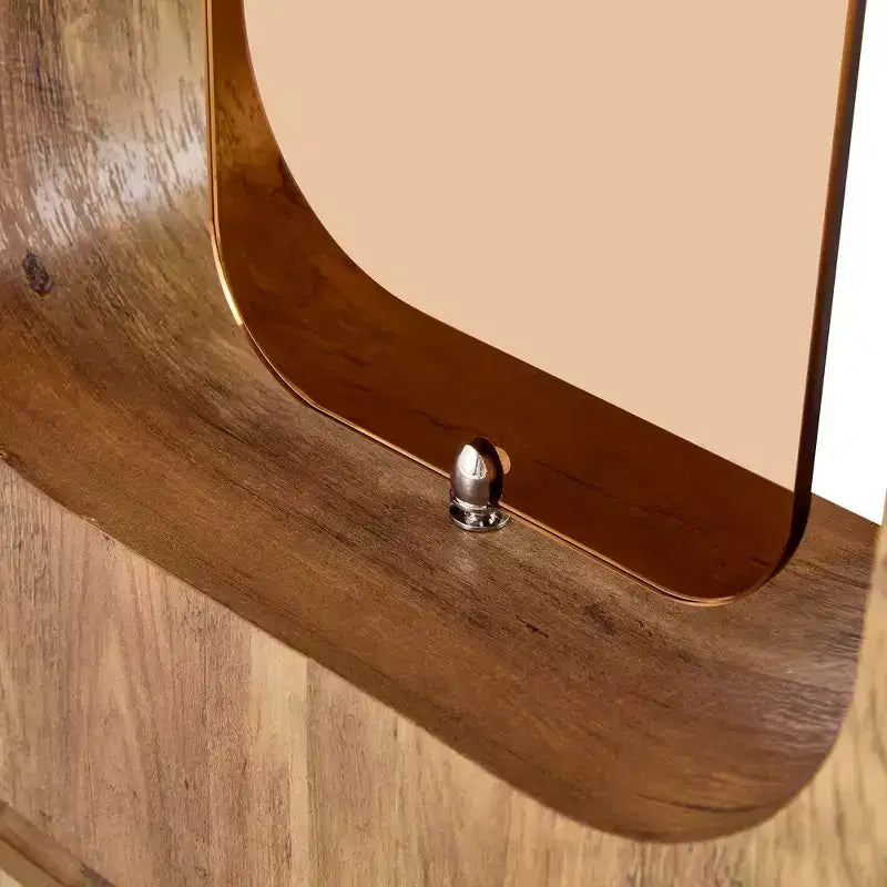 Table à manger moderne en bois avec pieds en forme de U