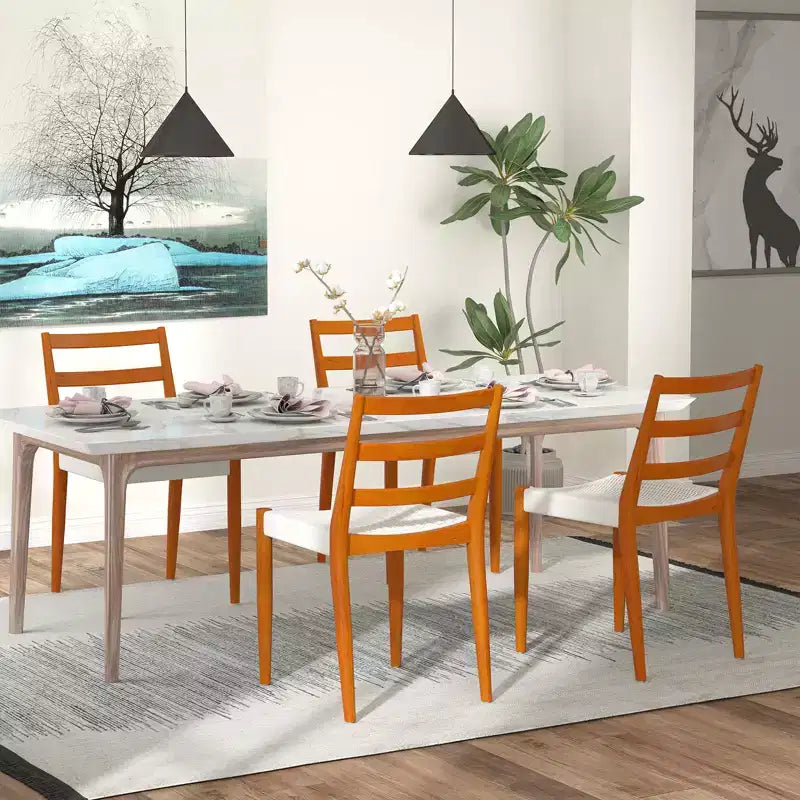 Chaise de salle à manger avec dossier incurvé en bois