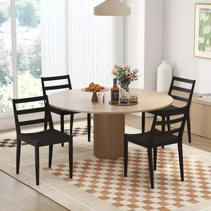 Chaise de salle à manger avec dossier incurvé en bois