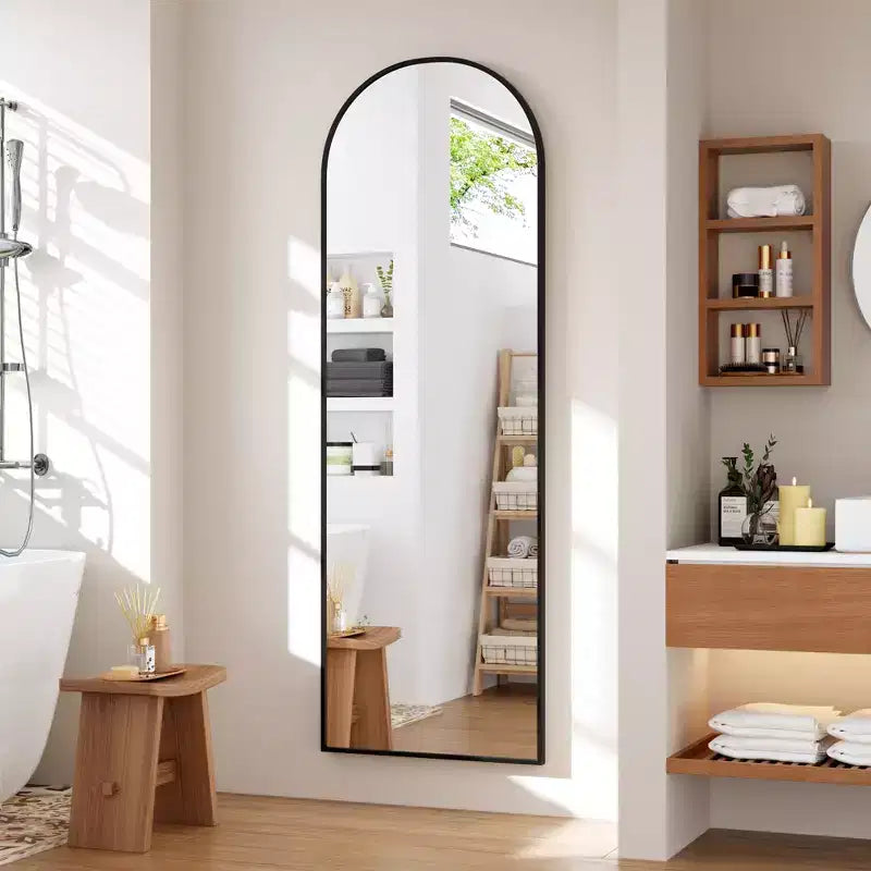 Miroir sur pied arqué avec lumières LED