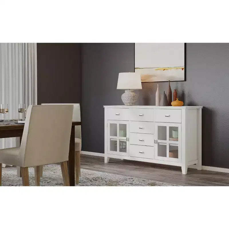 Buffet en bois massif de style transition