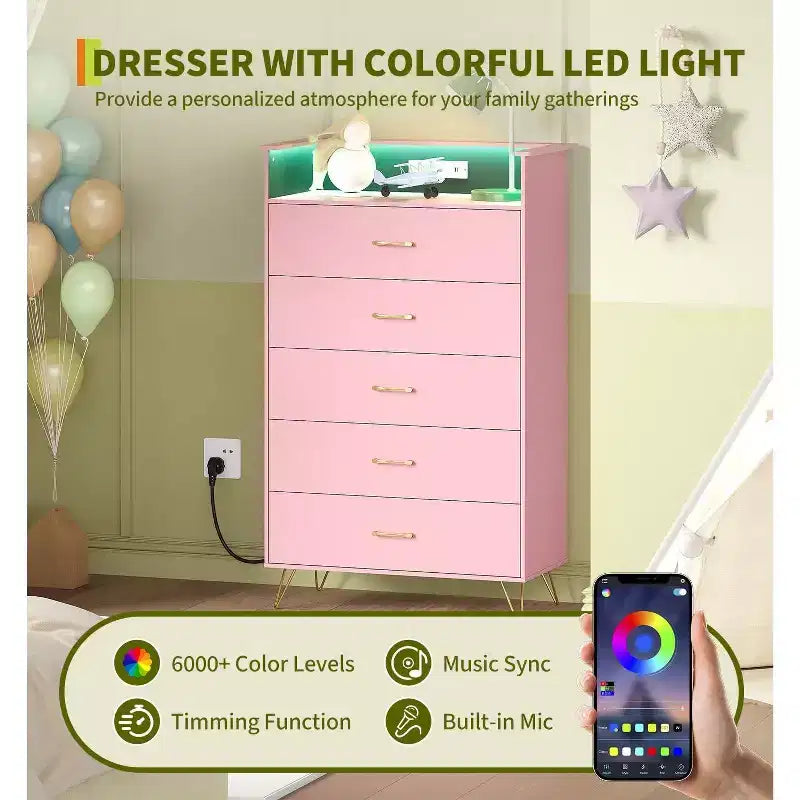 Une armoire intelligente à quatre tiroirs avec lumières LED RGB et chargement sans fil.