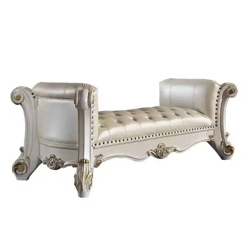 Poufs et bancs en cuir synthétique couleur perle, finition perle antique