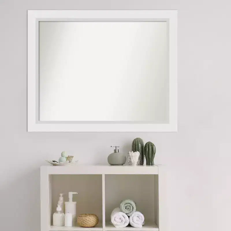 Miroir mural de salle de bain en bois blanc sans biseaux