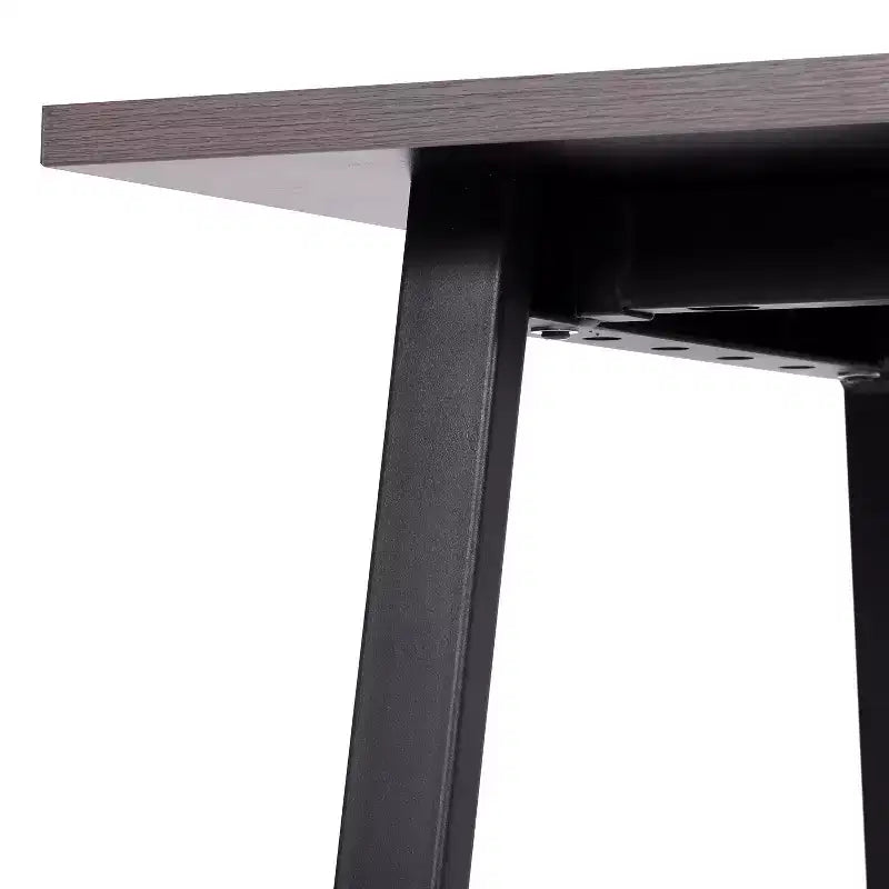 Table à manger/table de jeux avec piétement en A en acier robuste.